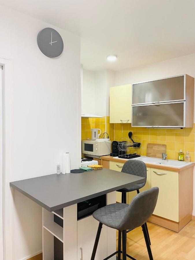 Appartement Entier En Coeur De Ville セット エクステリア 写真